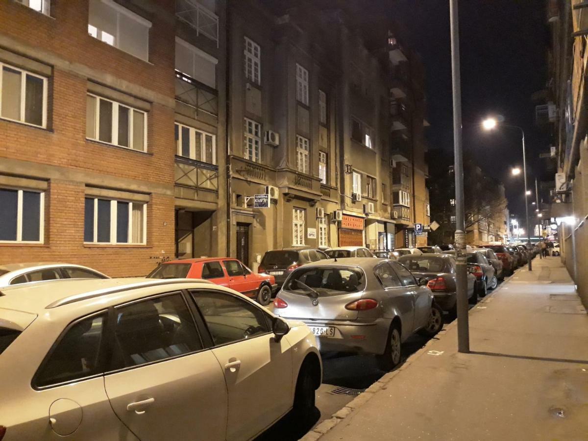 Sweet Yellow Apartment Белград Екстериор снимка