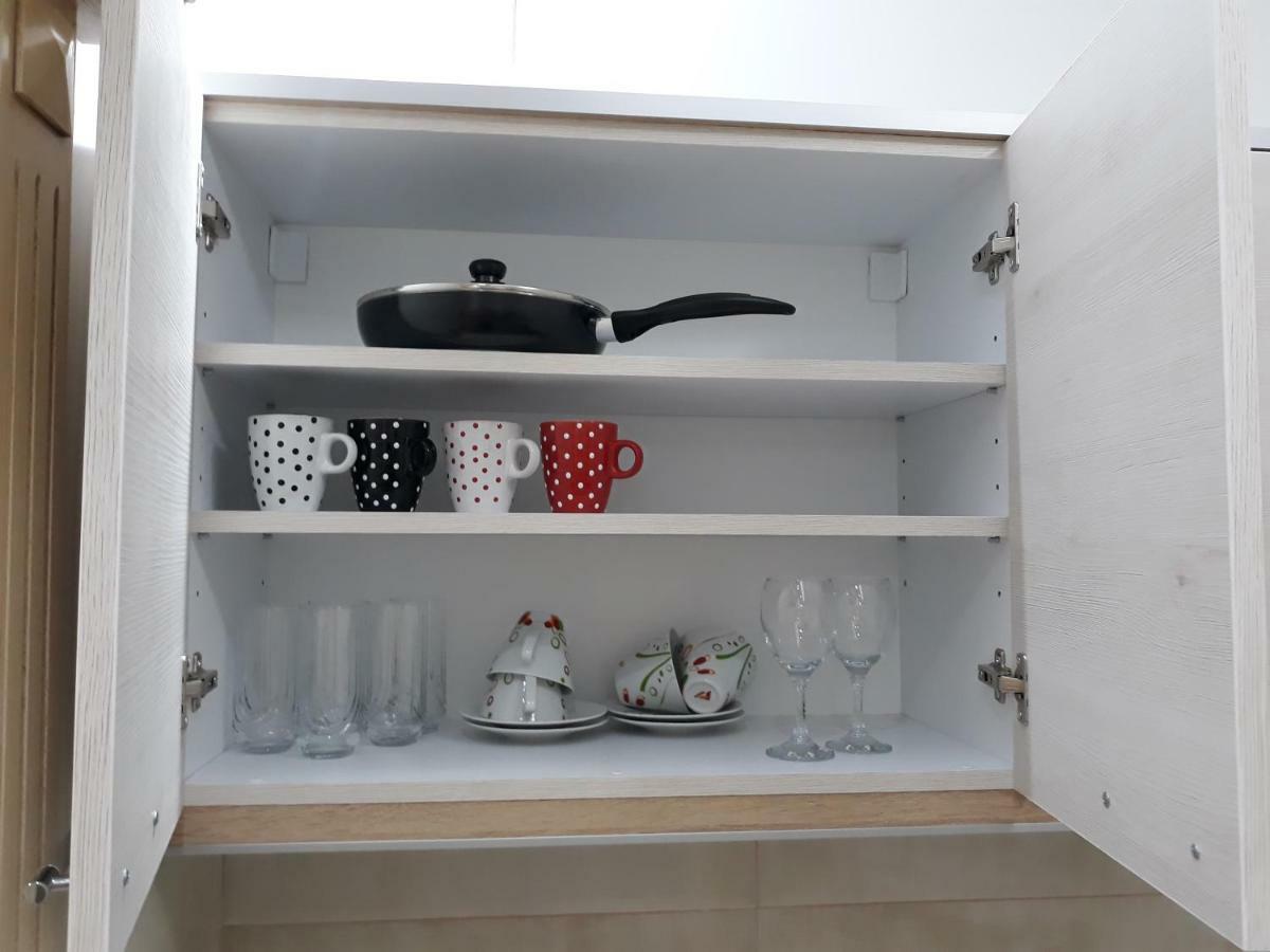Sweet Yellow Apartment Белград Екстериор снимка